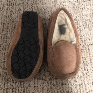UGG Ascot Slippers
